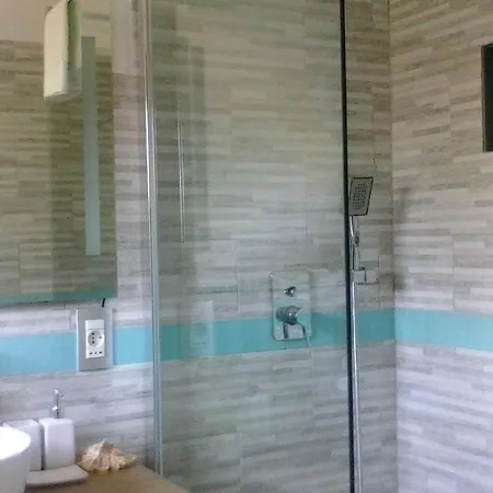 Couette-café Frina Di Mari