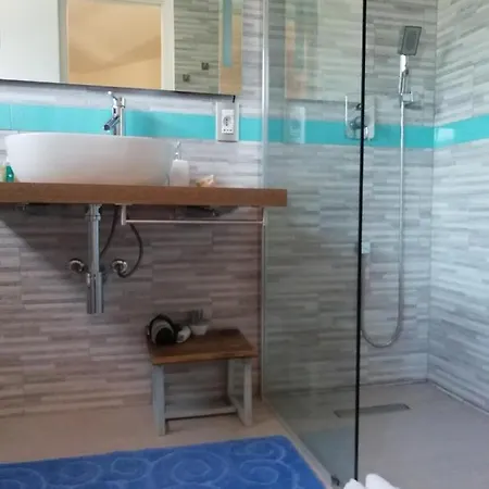 Frina Di Mari Bed & Breakfast 4*