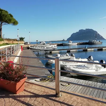 Frina Di Mari Couette-café 4*