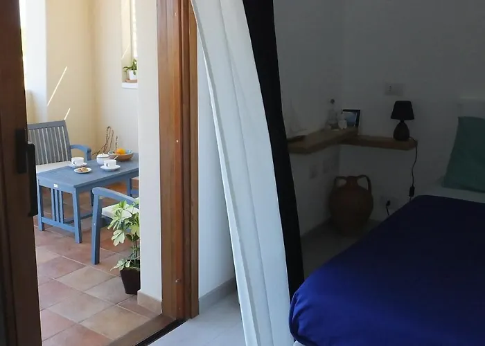 Couette-café Frina Di Mari