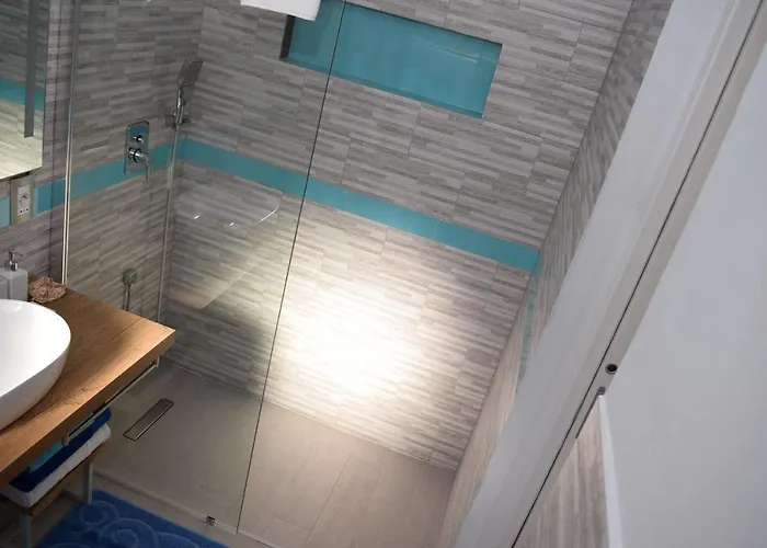 Couette-café Frina Di Mari