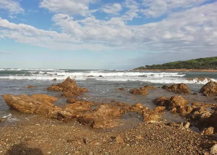 Couette-café Frina Di Mari 4*