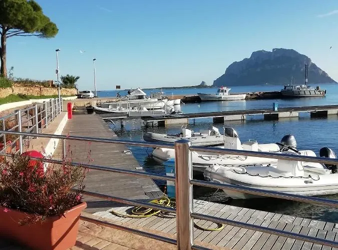 Frina Di Mari Couette-café 4*