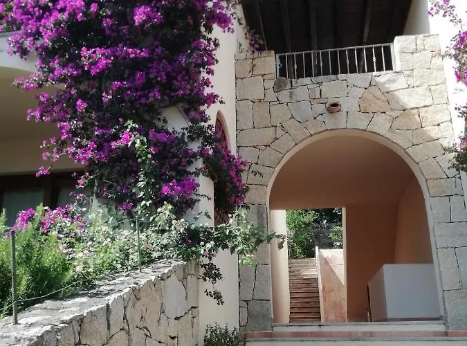 Couette-café Frina Di Mari 4*